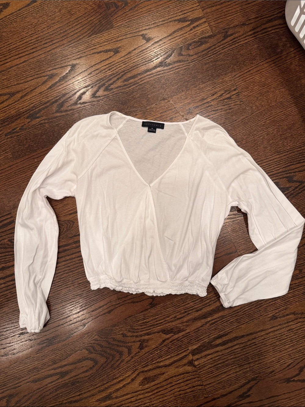 Sanctuary White V-Neck Long Sleeve Top with Gathered Hem
